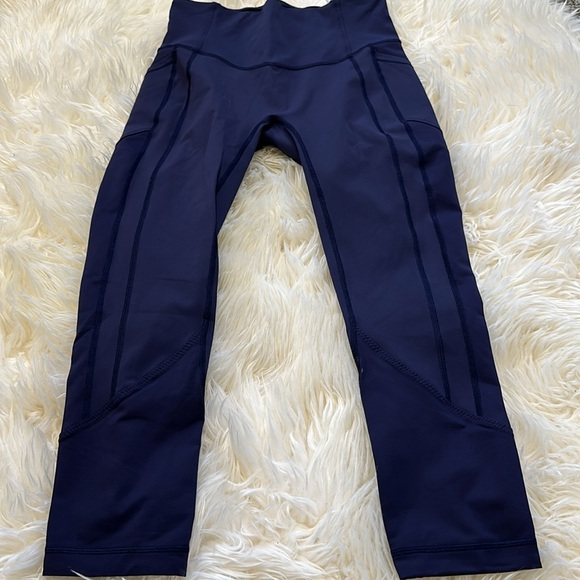 Lulu lemon women’s athletics pants size 8. Navy blue with pockets. - Picture 2 of 5
